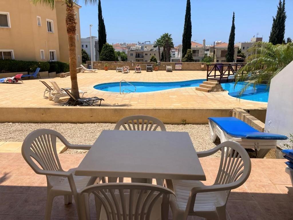 Sirena Olympia Apartment 40 Paphos Exterior photo